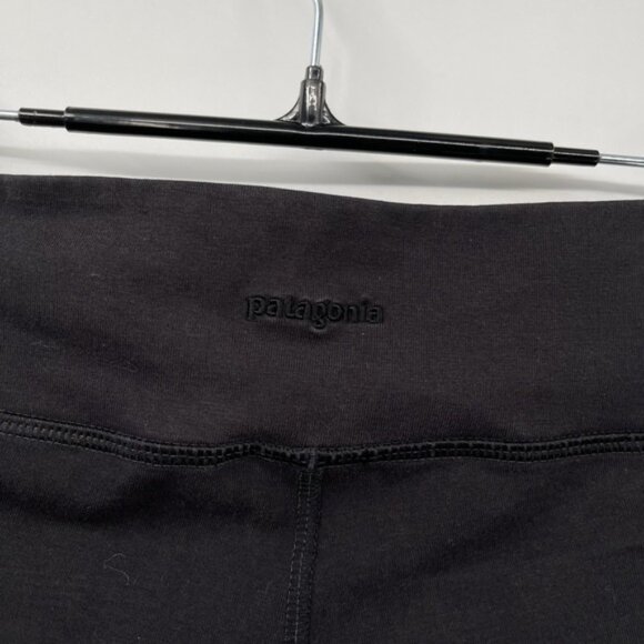 Patagonia woman's size Xsmall  black  Leggings - Picture 4 of 6